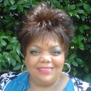 Meet your Posher, Deborah